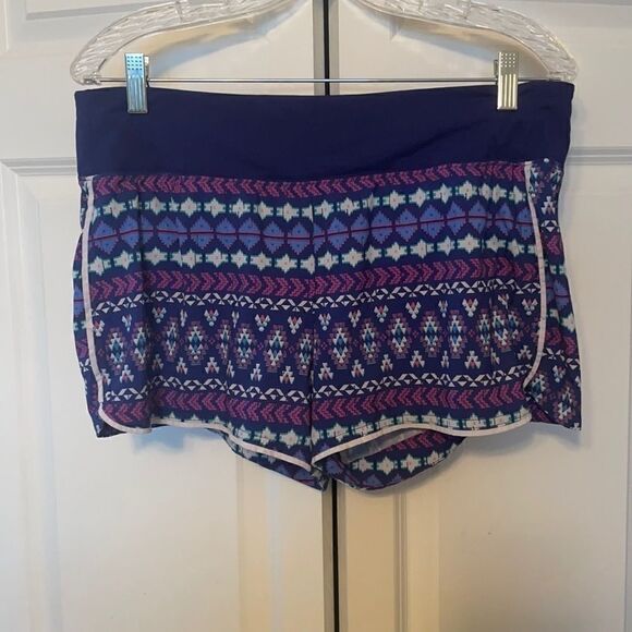 Gap fit shorts   - Picture 1 of 6